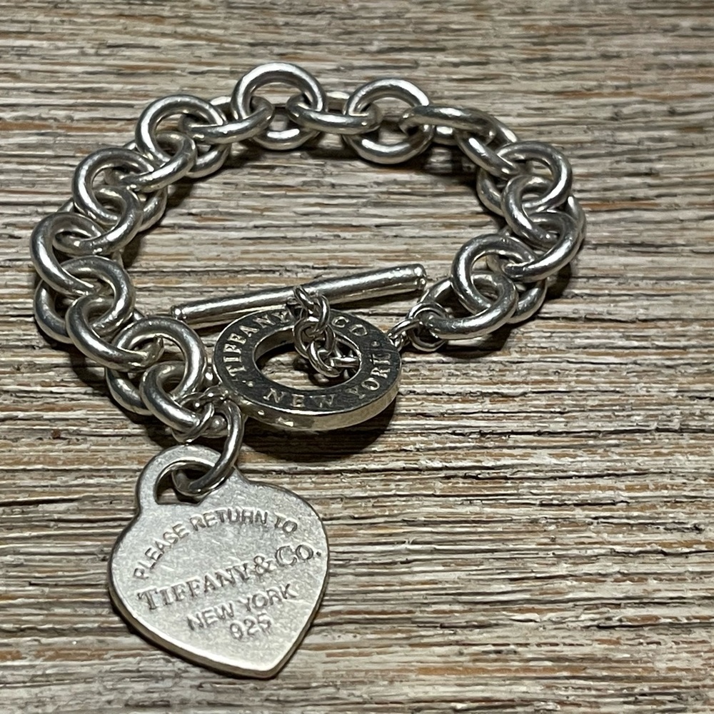 Tiffany 925 Sterling Silver heart bracelet.
